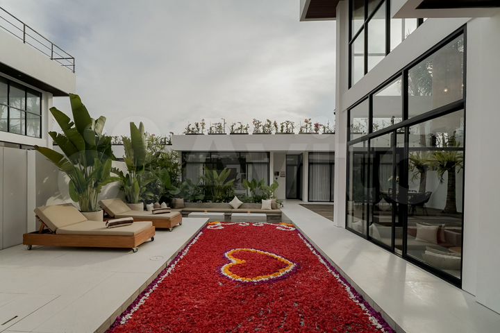 Дом 235 м² на участке 260 м² (Индонезия)