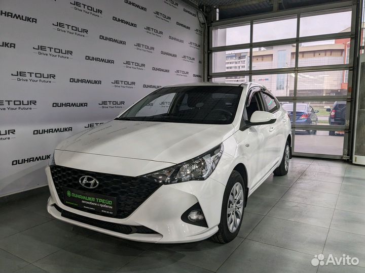 Hyundai Solaris 1.6 AT, 2021, 8 300 км