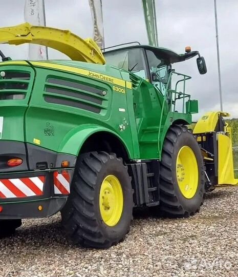 Комбайн John Deere 8000 Series, 2022