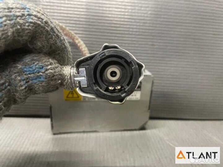 Блок ксенона toyota alphard