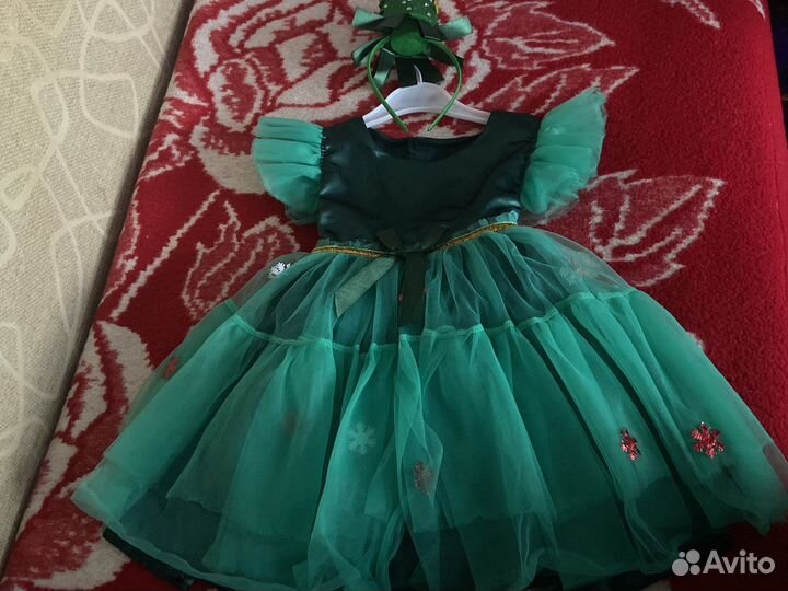 Новогодний костюм для девочки 104 Ёлочка