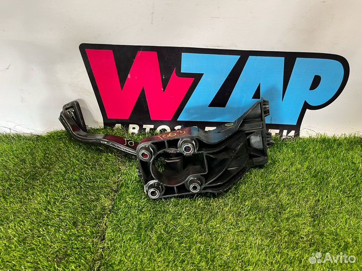 Педаль тормоза Ford Mustang 6 S550 рест. 2018