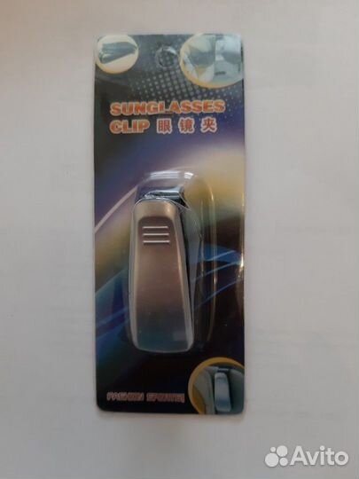 Держатель для очков на солнцезащитный козырек