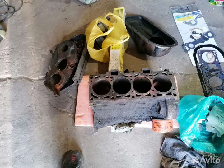 Блок, шатуны и поршни