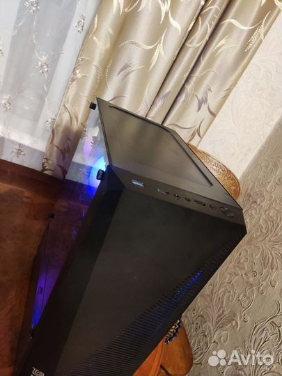 Игровой пк Ryzen 5600/RX6600/16GB RAM/1TB ssd