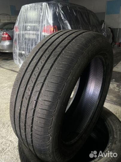 Goodyear EfficientGrip Performance SUV 235/50 R19 99V