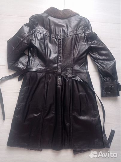 Кожаный зимний плащ