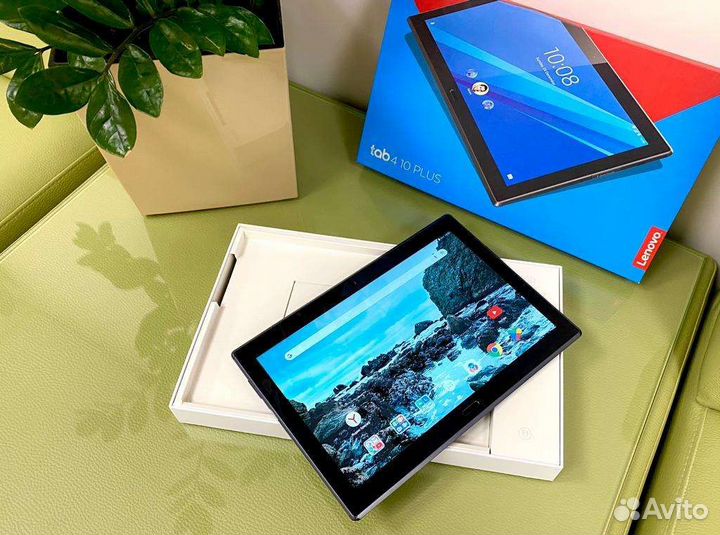 Стильный и мощный Lenovo 10