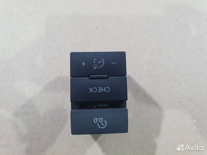 Кнопка освещения панели приборов Audi A6 4F/C6