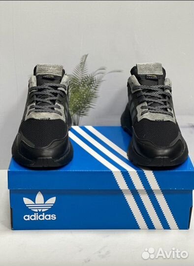 Кроссовки adidas nite jogger