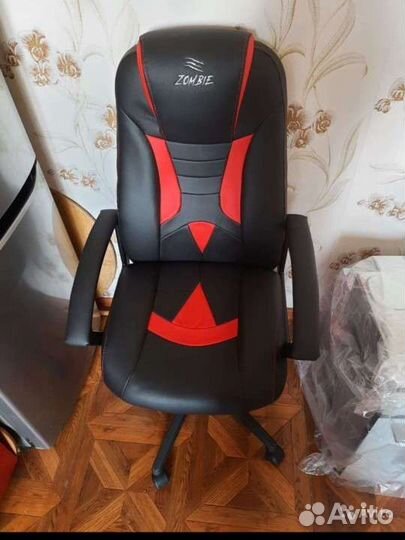Компьютерное кресло игровое новое