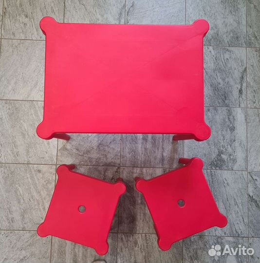 Детский стол и стулья IKEA