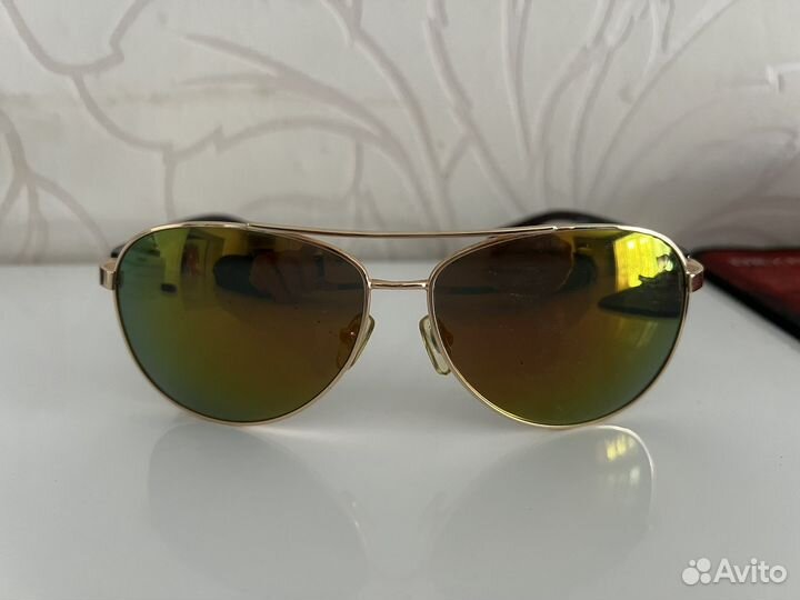 Солнцезащитные очки разные одини лотом