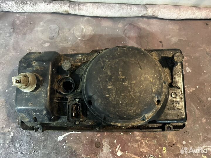 Фара левая ваз 2107