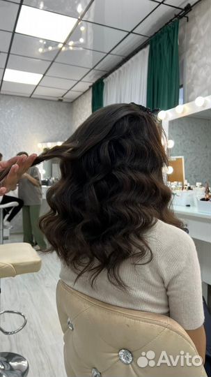 Модель на прическу