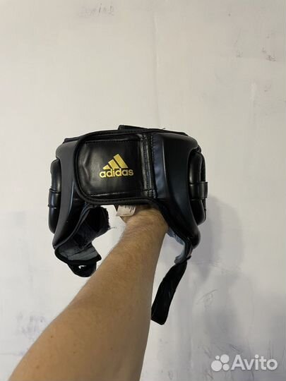 Боксерский шлем adidas