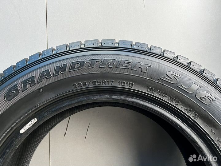 Dunlop Grandtrek SJ6 225/65 R17
