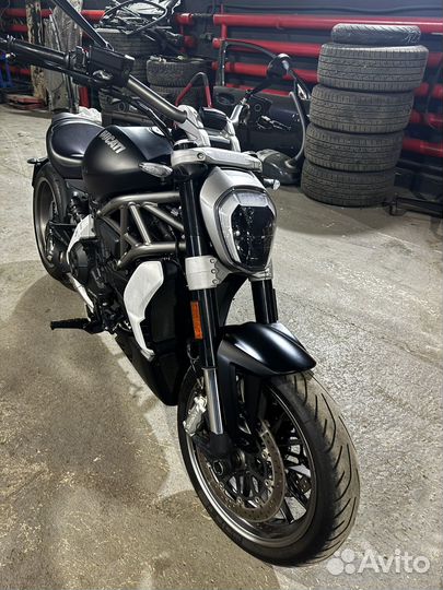 Ducati x diavel