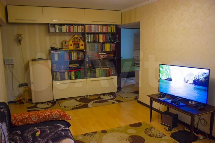 2-к. квартира, 45 м², 2/4 эт.