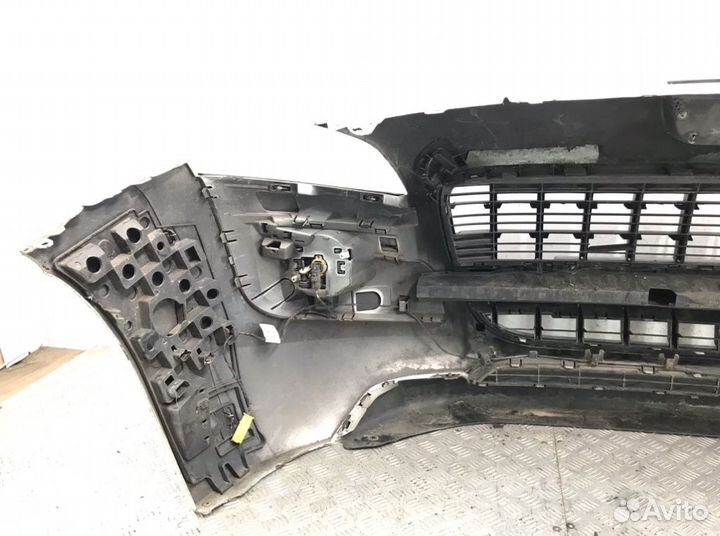 Бампер передний Peugeot 3008 1.6 HDI 2010