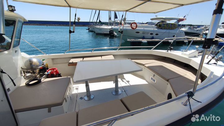 Аренда яхты Персей, рыбалка, гриль