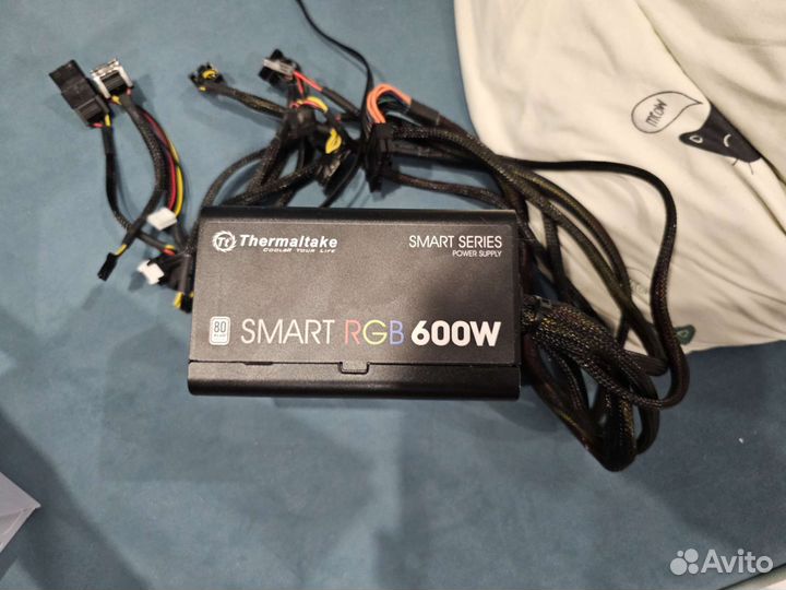 Блок питания Thermaltake Smart RGB 600W