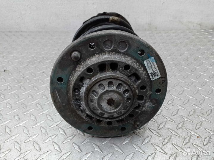 Амортизатор передний L BMW 4-Series F82 2284787