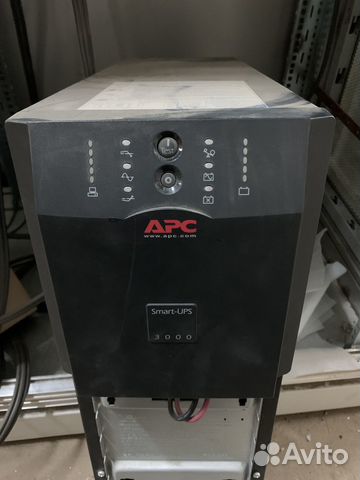 Бесперебойник APC smart -ups 3000