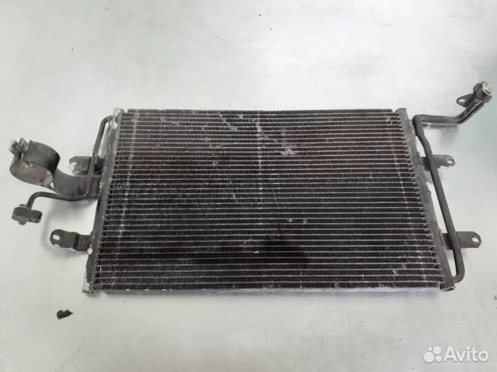 Радиатор кондиционера Volkswagen Golf 4 2000