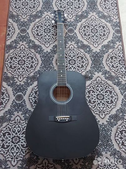Акустическая гитара