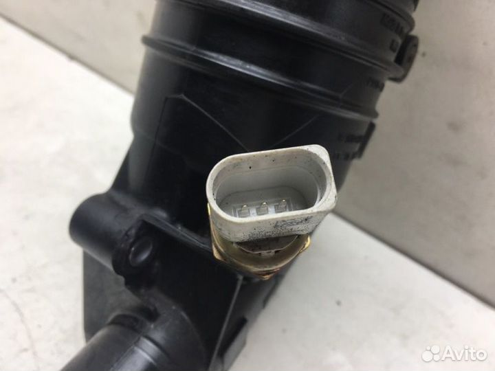 Корпус масляного фильтра Volkswagen Touareg 3 CR