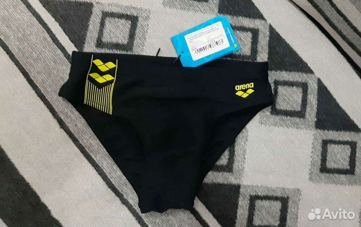 Плавки купальные для мальчика Arena новые