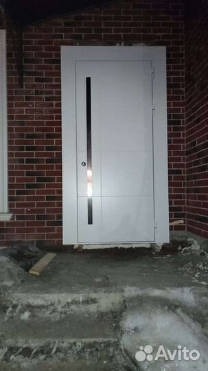 Дверь входная металлическая