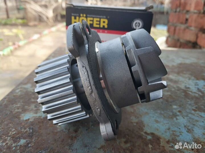 Водяной насос (помпа) Калина/Приора 16 кл