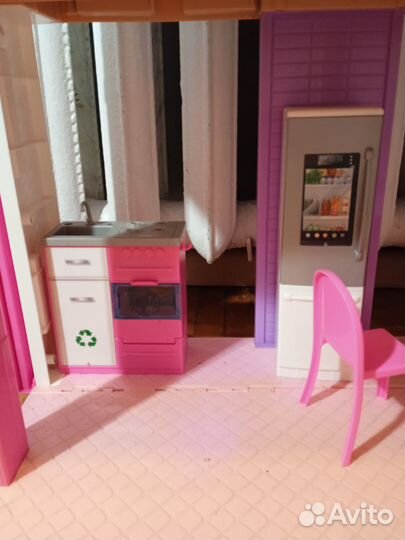 Домик для Барби с мебелью