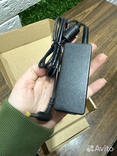 Блок питания acer + шнур 19v 2.1a 5.5X1.7