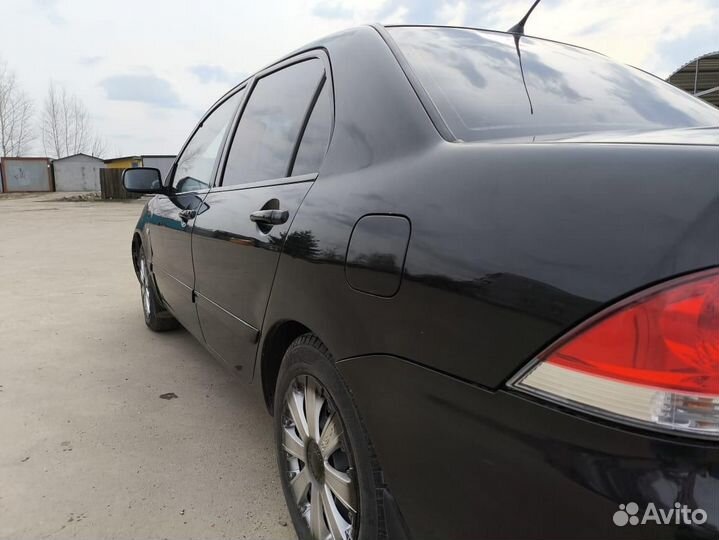 Mitsubishi Lancer 1.6 МТ, 2008, 326 000 км