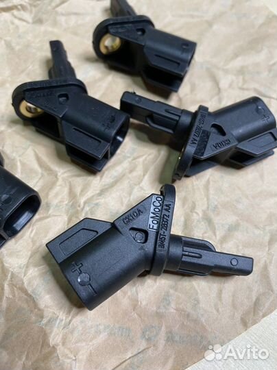 Датчик ABS на Форд фокус 3 Оригинал