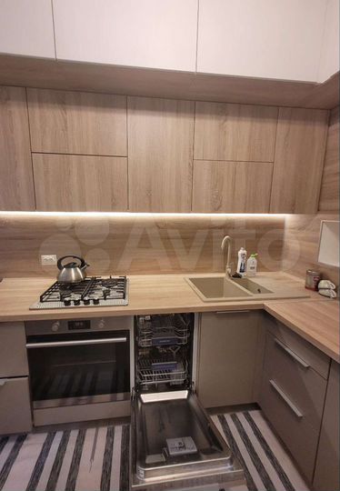 4-к. квартира, 85,3 м², 1/9 эт.