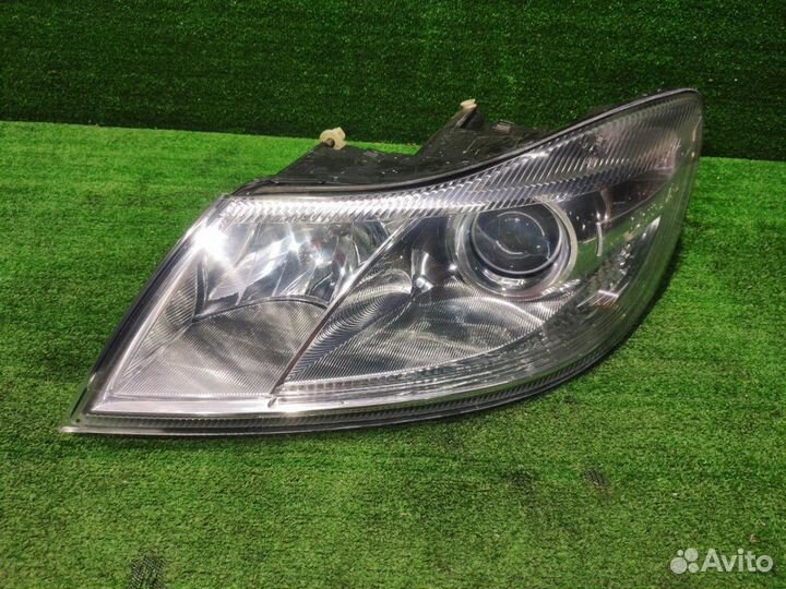 Фара передняя левая оригинал Skoda Octavia A5