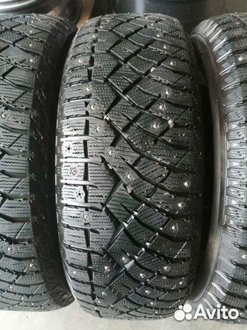 Nitto Therma Spike 225/65 R17 106T