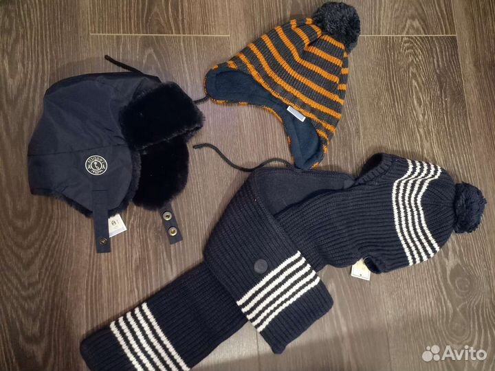 Шапка и варежки 45р Jacadi