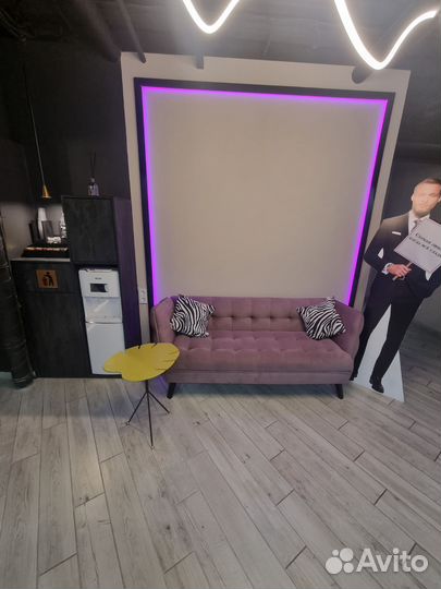 Рамка с ргб неоновой подсветкой