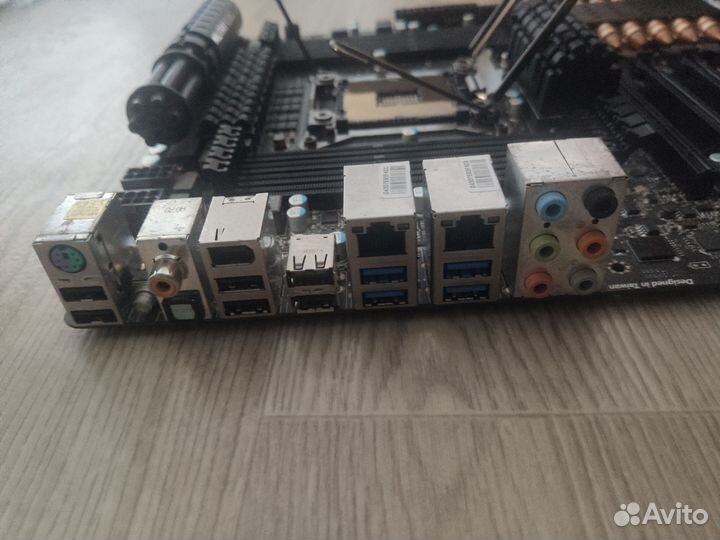 Материнская плата msi x79