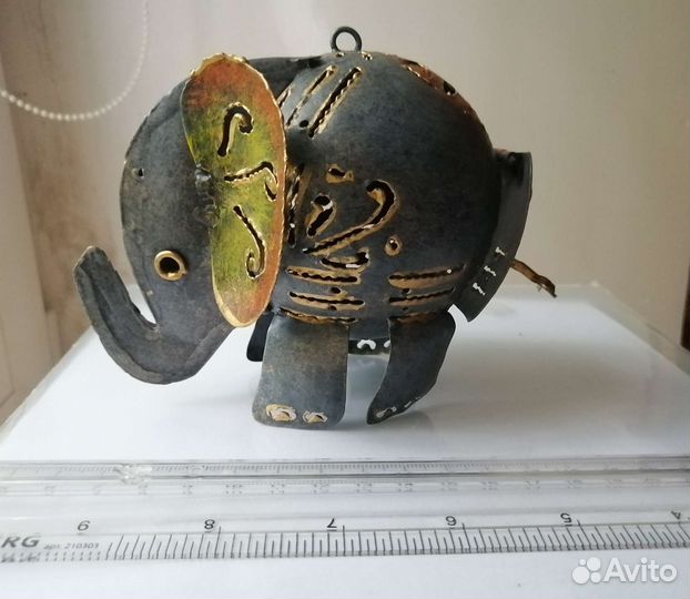 Слоник-сундучок. Кения