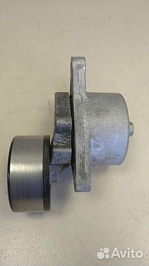 Ролик-натяжитель