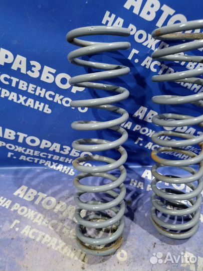 Задняя пружина Ваз Лада 2110 седан 2111 2012