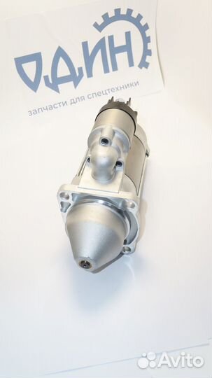 Komatsu WB97R-5 Стартер