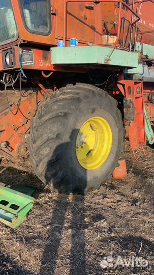 Комбайн Ростсельмаш Дон 1500Б, 1990