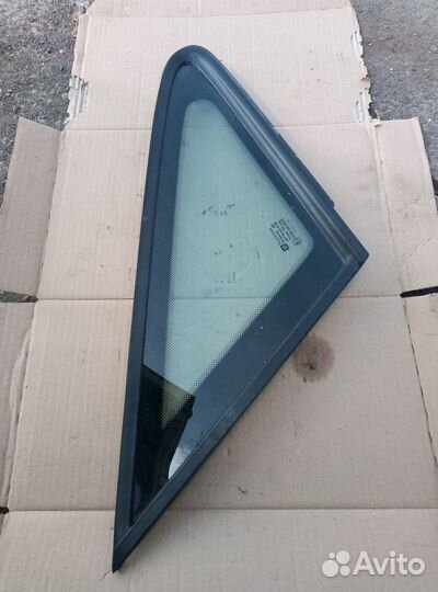 Стекло глухое правое Опель Зафира А
